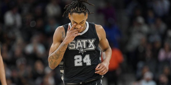 爱游戏体育app下载-从马刺老大变成球队“配角”！打了6年NBA，他总算找到自己的定位