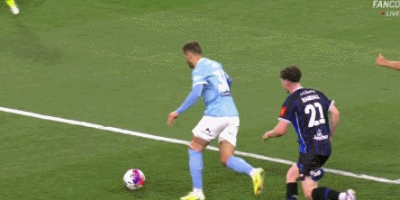 爱游戏体育登录入口-墨尔本城2-1逆转奥克兰FC，卡普托点射，梅梅蒂破门