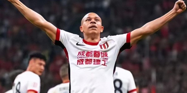 爱游戏体育app下载-神操作！蓉城0元签英超豪门旧将 如今8轮造10球成进攻核心 赢麻了
