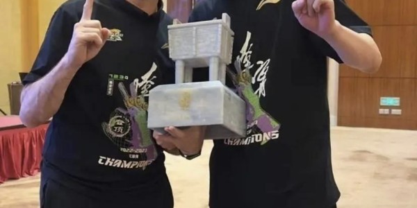 耐人寻味！杨鸣下课第一场辽篮狂胜52分，赛季首次破百全员都在笑