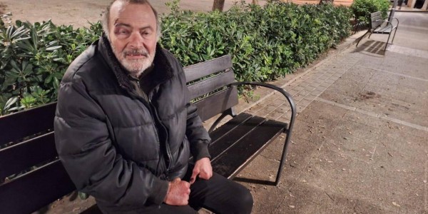 爱游戏体育app下载-马略卡旧将身患重病流落街头，俱乐部为其提供物资并联系床位