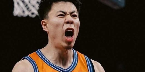 爱游戏体育官方入口-上海队芦苇被质疑打假球，面对广厦输掉第四场，难道为了门票吗？